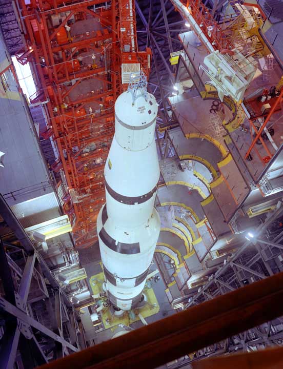 SATURN APOLLO 501 IN HIGH BAY 1, WITH WORK PLATFORMS RETRACTED